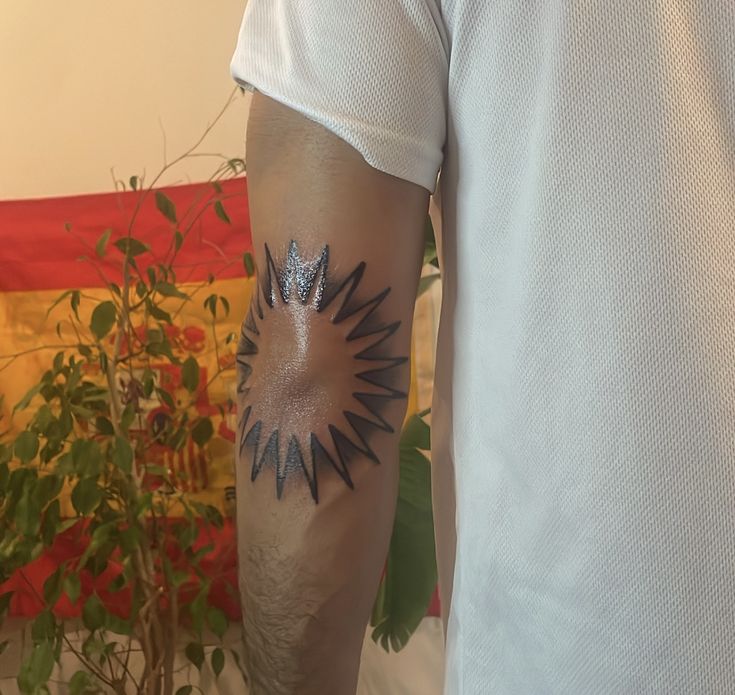 Kurdisch Sun Elbow